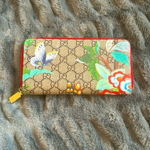 Imitation Gucci floral wallet NEW!